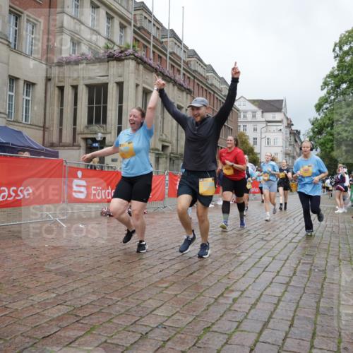 13.09.2026 - Kiel Lauf Yannick Fuchs http://msf.ph/oto/10428370 13.09.2026 11:08:19 Ziel 3798, 5856, 6061, 6185, 7108, 7254, 10525, 94, 121, 311, 656, 755, 1136, 1951, 2120, 2136, 3397, 3828, 3986, 4297, 4949, 5833, 6086, 6401, 6404, 7123, 8019, 9952, 10244, 10702, 11407, 12013, 12379, 12730, 834, 1067, 2235, 2575, 3536, 5418, 6360, 6576, 6626, 6662, 7667, 9162, 9800, 10645, 10647, 11442, 356, 656, 1136, 2940, 3986, 4983, 5095, 6086, 6727, 7035, 10244, 10873, 11015, 12267, 12730 meine-sportfotos.de