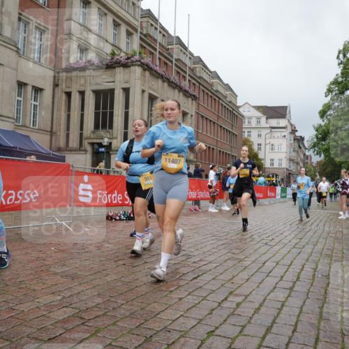 13.09.2026 - Kiel Lauf Yannick Fuchs http://msf.ph/oto/10428401 13.09.2026 11:08:21 Ziel 3798, 5856, 6061, 6185, 6360, 7108, 7254, 10525, 94, 121, 311, 656, 755, 1951, 2120, 2136, 3397, 3828, 3986, 4297, 4949, 5833, 6401, 6404, 7123, 8019, 9952, 10702, 11407, 12013, 12379, 12730, 834, 1067, 1170, 2235, 2575, 3536, 4709, 5418, 6576, 6626, 6662, 7667, 9162, 9800, 10645, 10647, 11442, 311, 656, 1136, 2940, 3986, 5095, 6086, 6727, 7035, 10244, 10873, 11407, 12013, 12730 meine-sportfotos.de