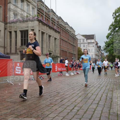 13.09.2026 - Kiel Lauf Yannick Fuchs http://msf.ph/oto/10428432 13.09.2026 11:08:23 Ziel 1067, 2235, 3536, 3798, 5856, 6061, 6185, 6360, 7108, 7254, 10525, 94, 121, 311, 755, 1951, 2120, 2136, 3397, 3828, 4297, 4949, 5833, 6401, 6404, 7123, 8019, 9952, 10702, 11407, 12013, 12379, 834, 1170, 2575, 4709, 5418, 6576, 6626, 6662, 7667, 9162, 9800, 10645, 10647, 11442, 94, 311, 656, 1136, 3986, 6086, 6404, 6727, 7035, 9952, 10244, 11407, 12013, 12730 meine-sportfotos.de