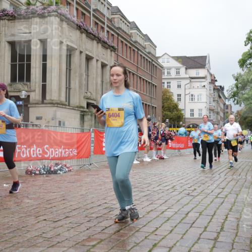 13.09.2026 - Kiel Lauf Yannick Fuchs http://msf.ph/oto/10428445 13.09.2026 11:08:24 Ziel 1067, 2235, 3536, 3798, 5856, 6061, 6185, 6360, 7108, 7254, 10525, 94, 121, 755, 1951, 2120, 2136, 3397, 3828, 4297, 4949, 5833, 6401, 6404, 7123, 8019, 9952, 10702, 12379, 24, 25, 834, 1170, 2575, 4709, 5418, 6576, 6626, 6662, 7667, 9162, 9800, 10645, 10647, 11442, 94, 311, 656, 1136, 3986, 6086, 6404, 6727, 7035, 9952, 10244, 11407, 12013, 12730 meine-sportfotos.de