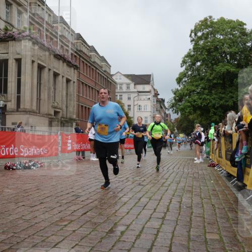 13.09.2026 - Kiel Lauf Yannick Fuchs http://msf.ph/oto/10428523 13.09.2026 11:08:32 Ziel 834, 1067, 2235, 2575, 3536, 3798, 5418, 6360, 6626, 6662, 7667, 9800, 10645, 10647, 11442, 121, 755, 1951, 2120, 3397, 3798, 4297, 4949, 5833, 5856, 6061, 6185, 6401, 7108, 7123, 7254, 8019, 10525, 10702, 24, 25, 1170, 2250, 2951, 4709, 6576, 9162, 10928, 94, 755, 1951, 2136, 3397, 3828, 4297, 6404, 9952, 12379 meine-sportfotos.de