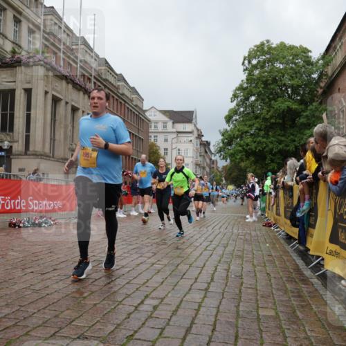 13.09.2026 - Kiel Lauf Yannick Fuchs http://msf.ph/oto/10428533 13.09.2026 11:08:32 Ziel 834, 1067, 2235, 2575, 3536, 3798, 5418, 6360, 6626, 6662, 7667, 9800, 10645, 10647, 11442, 121, 755, 1951, 2120, 3397, 3798, 4297, 4949, 5833, 5856, 6061, 6185, 6401, 7108, 7123, 7254, 8019, 10525, 10702, 24, 25, 1170, 2250, 2951, 4709, 6576, 9162, 10928, 94, 755, 1951, 2136, 3397, 3828, 4297, 6404, 9952, 12379 meine-sportfotos.de