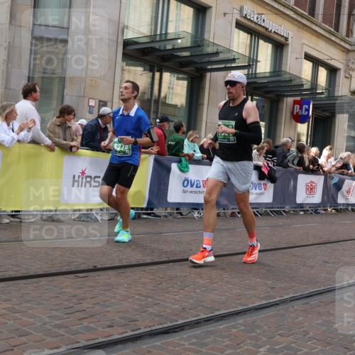 13.09.2026 - 21. swb-Marathon Bremen Strokosch-Dieckow http://msf.ph/oto/10428544 13.09.2026 13:08:24 Ziel 715, 3110, 3276, 3330, 4033, 4082, 4888, 5377, 5424, 5517, 6842, 6906, 7064, 7121, 8555, 9084, 9240, 9411, 9702, 9867, 9906, 339, 678, 1335, 1696, 2098, 2266, 2844, 3808, 4082, 4247, 5424, 5594, 8655, 9582 meine-sportfotos.de