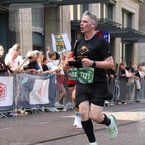 13.09.2026 - 21. swb-Marathon Bremen Strokosch-Dieckow http://msf.ph/oto/10428560 13.09.2026 13:08:26 Ziel 715, 3110, 3276, 3330, 4033, 4888, 5377, 5517, 5696, 6842, 6906, 7064, 7121, 8555, 9084, 9240, 9411, 9702, 9867, 9906, 9911, 339, 678, 1335, 1696, 2098, 2266, 2844, 3808, 4082, 4247, 4888, 5424, 5594, 8655, 9084, 9582 meine-sportfotos.de