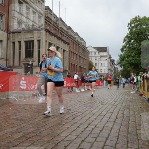 13.09.2026 - Kiel Lauf Yannick Fuchs http://msf.ph/oto/10428583 13.09.2026 11:08:40 Ziel 24, 25, 834, 1170, 2575, 4709, 5418, 6576, 6626, 6662, 7667, 9162, 9800, 10645, 10647, 11442, 1067, 2120, 2235, 3536, 3798, 5418, 5856, 6061, 6185, 6360, 6401, 7108, 7254, 7667, 8019, 10525, 1226, 2250, 2951, 4526, 9752, 10813, 10928, 11674, 12334, 121, 755, 1951, 2120, 4949, 5833, 6401, 7123, 8019, 10702 meine-sportfotos.de