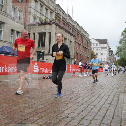 13.09.2026 - Kiel Lauf Yannick Fuchs http://msf.ph/oto/10428613 13.09.2026 11:08:49 Ziel 24, 25, 1170, 1226, 2250, 2951, 4709, 6576, 10928, 12334, 834, 1067, 2235, 2575, 3536, 3798, 5418, 5856, 6061, 6185, 6360, 6576, 6626, 6662, 7108, 7254, 7667, 9162, 9800, 10525, 10645, 10647, 11442, 1569, 3022, 3752, 4526, 6028, 7681, 9112, 9752, 9995, 10813, 11674, 12238, 12532, 6401, 7108, 7254, 8019, 10525 meine-sportfotos.de