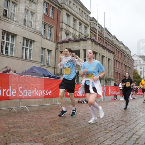 13.09.2026 - Kiel Lauf Yannick Fuchs http://msf.ph/oto/10428661 13.09.2026 11:08:55 Ziel 1226, 2250, 2951, 4526, 9752, 10813, 10928, 11674, 12334, 24, 25, 834, 1067, 1170, 2235, 2575, 3536, 3798, 4709, 5418, 6061, 6185, 6360, 6576, 6626, 6662, 7667, 9162, 9800, 10645, 10647, 11442, 1569, 1934, 3022, 3752, 6028, 7681, 8933, 9112, 9995, 12238, 12532, 3798, 5856, 6061, 6185, 7108, 7254, 10525 meine-sportfotos.de