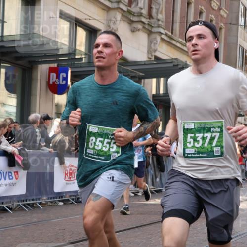 13.09.2026 - 21. swb-Marathon Bremen Strokosch-Dieckow http://msf.ph/oto/10428691 13.09.2026 13:08:31 Ziel 715, 1925, 3110, 3276, 3330, 4033, 4384, 5377, 5517, 5636, 5696, 6842, 6906, 7064, 7121, 8555, 9240, 9411, 9702, 9867, 9906, 9911, 339, 678, 1335, 1696, 3808, 4082, 4247, 4888, 5424, 5594, 8655, 9084, 9582 meine-sportfotos.de