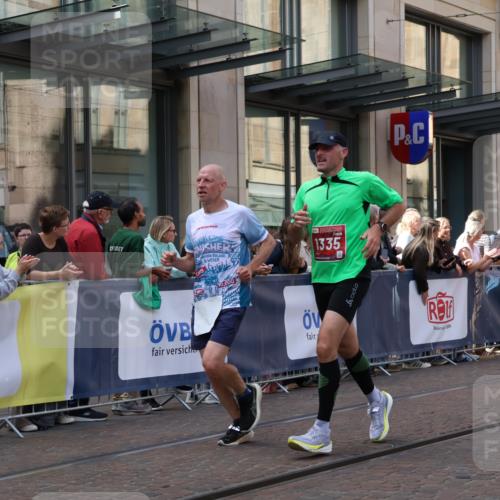 13.09.2026 - 21. swb-Marathon Bremen Strokosch-Dieckow http://msf.ph/oto/10428717 13.09.2026 13:08:32 Ziel 715, 1925, 3110, 3276, 3330, 4033, 4384, 5377, 5517, 5636, 5696, 6842, 6906, 7064, 7121, 7262, 8555, 9240, 9411, 9702, 9867, 9906, 9911, 339, 678, 1335, 1696, 3808, 4082, 4247, 4888, 5424, 5594, 8655, 9084, 9582 meine-sportfotos.de