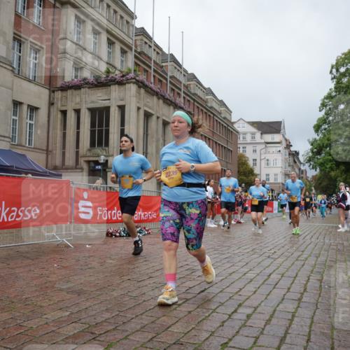 13.09.2026 - Kiel Lauf Yannick Fuchs http://msf.ph/oto/10428748 13.09.2026 11:09:01 Ziel 1226, 1569, 3022, 3752, 4526, 6028, 7681, 9112, 9752, 10813, 11674, 12238, 12334, 24, 25, 834, 1067, 1170, 2235, 2250, 2575, 2951, 3536, 4709, 5418, 6576, 6626, 6662, 7667, 9162, 9800, 10645, 10647, 10928, 11442, 1934, 8637, 8933, 9995, 10184, 10253, 10262, 10263, 10268, 12532, 1067, 2235, 3536, 3798, 5856, 6061, 6185, 6360 meine-sportfotos.de