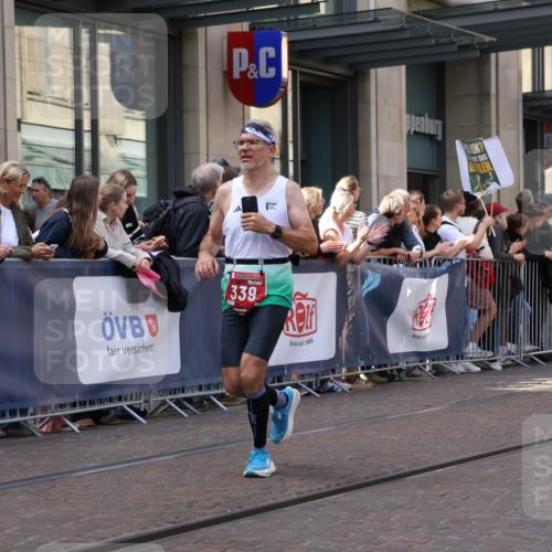 13.09.2026 - 21. swb-Marathon Bremen Strokosch-Dieckow http://msf.ph/oto/10428765 13.09.2026 13:08:34 Ziel 1925, 2287, 3110, 3276, 3330, 4033, 4384, 5377, 5517, 5636, 5696, 6842, 6906, 7064, 7121, 7262, 8120, 8555, 9240, 9411, 9702, 9867, 9906, 9911, 339, 678, 715, 1335, 1696, 3808, 4082, 4247, 4888, 5424, 5594, 7064, 8655, 9084, 9582 meine-sportfotos.de