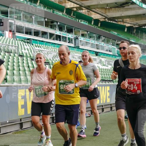 13.09.2026 - 21. swb-Marathon Bremen Michael Burmester http://msf.ph/oto/10428767 13.09.2026 13:26:37 Laufen im Stadion 186, 202, 364, 390, 530, 543, 645, 815, 818, 833, 966, 1077, 1283, 1410, 1412, 1443, 1459, 1473, 1487, 1530, 1561, 1608, 1618, 1700, 1744, 1828, 1953, 1961, 2058, 2059, 2273, 2298, 2308, 2309, 2354, 2382, 2384, 2388, 2404, 2428, 2507, 2508, 2542, 2558, 2576, 2582, 2591, 2592, 2656, 2675, 2725, 2748, 2752, 2762, 2817, 2875, 2878, 2896, 2923, 2965, 2970, 2981, 3045, 3047, 3050, 3062, 3073, 3084, 3097, 3172, 3184, 3259, 3329, 3359, 3433, 3540, 3592, 3629, 3756 meine-sportfotos.de