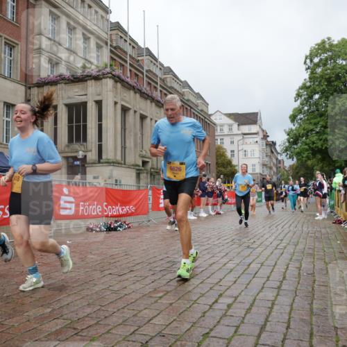 13.09.2026 - Kiel Lauf Yannick Fuchs http://msf.ph/oto/10428790 13.09.2026 11:09:04 Ziel 1226, 1569, 3022, 3752, 4526, 6028, 7681, 9112, 9752, 9995, 10813, 11674, 12238, 12334, 12532, 24, 25, 834, 1170, 1226, 2250, 2575, 2951, 4709, 5418, 6576, 6626, 6662, 7667, 9162, 9800, 10645, 10647, 10928, 11442, 12334, 607, 1934, 8637, 8933, 8979, 10184, 10253, 10262, 10263, 10268, 11889, 1067, 2235, 3536, 3798, 5418, 6360, 6626, 7667 meine-sportfotos.de