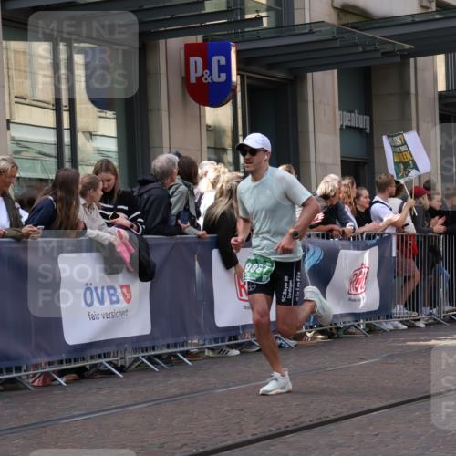 13.09.2026 - 21. swb-Marathon Bremen Strokosch-Dieckow http://msf.ph/oto/10428831 13.09.2026 13:08:37 Ziel 1925, 2287, 3110, 3330, 4033, 4384, 5377, 5517, 5636, 5696, 6906, 7262, 8120, 8555, 9240, 9411, 9702, 9867, 9906, 9911, 339, 678, 715, 1335, 1696, 3276, 4033, 4082, 4247, 4888, 5424, 6842, 7064, 7121, 8655, 9084, 9582 meine-sportfotos.de