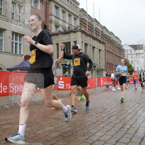 13.09.2026 - Kiel Lauf Yannick Fuchs http://msf.ph/oto/10428832 13.09.2026 11:09:09 Ziel 1569, 1934, 3022, 3752, 4526, 6028, 7681, 8933, 9112, 9752, 9995, 12238, 12532, 24, 25, 1170, 1226, 2250, 2951, 4709, 6576, 6662, 9162, 9800, 10645, 10647, 10813, 10928, 11442, 11674, 12334, 607, 2784, 7310, 8637, 8922, 8979, 10184, 10253, 10262, 10263, 10268, 11889, 834, 1067, 2235, 2575, 3536, 5418, 6626, 6662, 7667, 9800, 10645, 10647, 11442 meine-sportfotos.de