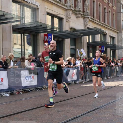 13.09.2026 - 21. swb-Marathon Bremen Strokosch-Dieckow http://msf.ph/oto/10428886 13.09.2026 13:08:38 Ziel 1925, 2287, 2291, 3110, 3330, 4384, 5377, 5517, 5636, 5696, 6906, 7262, 8120, 8555, 8830, 9240, 9411, 9702, 9867, 9906, 9911, 339, 678, 715, 1335, 1696, 3276, 4033, 4082, 4247, 4888, 5377, 5424, 6842, 7064, 7121, 8655, 9084, 9582 meine-sportfotos.de