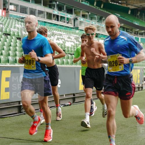 13.09.2026 - 21. swb-Marathon Bremen Michael Burmester http://msf.ph/oto/10428931 13.09.2026 10:19:59 Laufen im Stadion 10261, 10262, 10366, 10475, 10818, 10994, 11067, 11068, 11176, 11197, 11418, 11481, 11512, 11652, 11964, 12289, 12324, 12358, 12413, 12540, 13505, 13530, 13533, 13534, 13540, 13541, 13550, 13558, 13560, 13564, 13573, 13581, 13583, 13588, 13590, 13599, 13601, 13605, 13610, 13618, 13619, 13622, 13632, 13633, 13637, 13638, 13639, 10597, 12272, 13501, 13510, 13515, 13517, 13542, 13547, 13567, 13579, 13623, 13627, 13635 meine-sportfotos.de