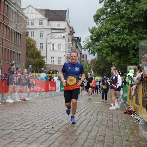 13.09.2026 - Kiel Lauf Yannick Fuchs http://msf.ph/oto/10428955 13.09.2026 11:09:20 Ziel 607, 1934, 8637, 8933, 8979, 10184, 10253, 10262, 10263, 10268, 11889, 1226, 1569, 2250, 2951, 3022, 3752, 4526, 6028, 7681, 9112, 9752, 9995, 10813, 10928, 11674, 12238, 12334, 12532, 2784, 5528, 7111, 7310, 8922, 10423, 24, 25, 1170, 2250, 2951, 4709, 6576, 9162 meine-sportfotos.de