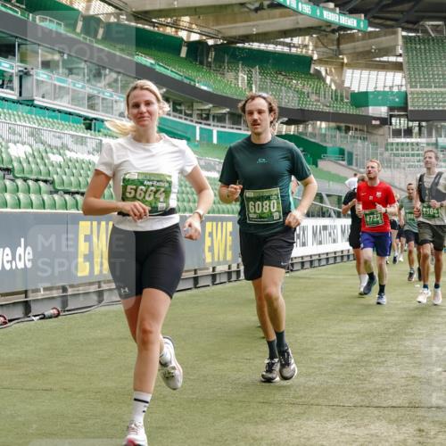 13.09.2026 - 21. swb-Marathon Bremen Michael Burmester http://msf.ph/oto/10428957 13.09.2026 13:03:06 Laufen im Stadion 150, 210, 488, 531, 596, 722, 725, 762, 881, 936, 940, 946, 1006, 1014, 1163, 1250, 1436, 1458, 1460, 1611, 1649, 1771, 2047, 2062, 2223, 2276, 2292, 2345, 2364, 2378, 2421, 2434, 2513, 2625, 2638, 2666, 2668, 2779, 2900, 2934, 2977, 2987, 3013, 3044, 3114, 3135, 3163, 3164, 3187, 3248, 3258, 3294, 3334, 3360, 3392, 3402, 3460, 3496, 3510, 3527, 3576, 3579, 3585, 3597, 3603, 3618, 3667, 3721, 3806, 3846, 3852, 3859, 3893, 3938, 3970, 3983, 4000, 4077, 4133, 4506, 4558 meine-sportfotos.de