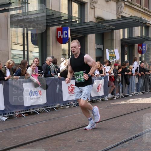 13.09.2026 - 21. swb-Marathon Bremen Strokosch-Dieckow http://msf.ph/oto/10429033 13.09.2026 13:08:48 Ziel 1241, 1925, 2287, 2291, 2909, 4384, 4898, 5383, 5517, 5636, 5696, 6906, 7262, 8120, 8830, 9904, 9911, 10044, 715, 3110, 3276, 3330, 4033, 4082, 4888, 5377, 5424, 6842, 6906, 7064, 7121, 8555, 9084, 9240, 9411, 9702, 9867, 9906 meine-sportfotos.de