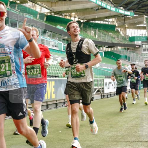13.09.2026 - 21. swb-Marathon Bremen Michael Burmester http://msf.ph/oto/10429093 13.09.2026 13:03:09 Laufen im Stadion 150, 210, 488, 531, 596, 722, 725, 762, 881, 936, 940, 946, 1014, 1163, 1250, 1458, 1460, 1479, 1611, 1649, 1771, 2047, 2223, 2276, 2292, 2345, 2364, 2378, 2421, 2434, 2513, 2625, 2638, 2666, 2668, 2779, 2851, 2900, 2934, 2977, 2987, 3013, 3044, 3114, 3135, 3163, 3164, 3187, 3248, 3258, 3294, 3334, 3360, 3392, 3402, 3454, 3460, 3496, 3510, 3527, 3576, 3579, 3585, 3597, 3603, 3618, 3667, 3721, 3846, 3852, 3859, 3893, 3938, 3970, 3983, 4000, 4077, 4133, 4506, 4558 meine-sportfotos.de