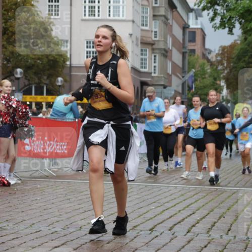 13.09.2026 - Kiel Lauf Yannick Fuchs http://msf.ph/oto/10429117 13.09.2026 11:09:44 Ziel 508, 1074, 2992, 5528, 5843, 5867, 7111, 7683, 7826, 10352, 10423, 11208, 607, 1934, 2784, 7310, 8637, 8922, 8933, 8979, 10184, 10253, 10262, 10263, 10268, 11889, 12532, 2337, 4063, 6908, 9665, 9967, 11013, 11428, 11429, 11884, 1934, 3752, 6028, 7681, 9112, 9995, 12238, 12532 meine-sportfotos.de