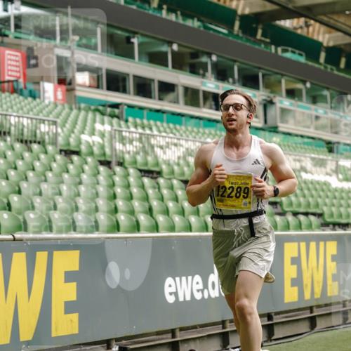 13.09.2026 - 21. swb-Marathon Bremen Michael Burmester http://msf.ph/oto/10429125 13.09.2026 10:20:16 Laufen im Stadion 10261, 10262, 10366, 10475, 10818, 10961, 10994, 11067, 11068, 11176, 11197, 11418, 11481, 11512, 11652, 11964, 12289, 12324, 12358, 12413, 12540, 13505, 13514, 13530, 13534, 13540, 13541, 13550, 13558, 13560, 13581, 13583, 13588, 13590, 13599, 13601, 13605, 13610, 13619, 13622, 13633, 13637, 10597, 12272, 13501, 13510, 13515, 13517, 13522, 13542, 13547, 13561, 13567, 13579, 13623, 13635 meine-sportfotos.de