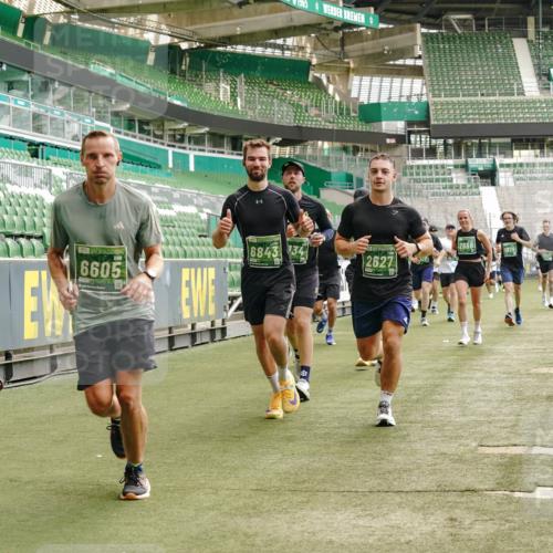 13.09.2026 - 21. swb-Marathon Bremen Michael Burmester http://msf.ph/oto/10429171 13.09.2026 13:03:12 Laufen im Stadion 150, 210, 488, 596, 722, 725, 762, 881, 936, 940, 946, 1014, 1163, 1250, 1343, 1458, 1460, 1479, 1611, 1649, 1771, 2047, 2223, 2276, 2292, 2345, 2364, 2378, 2421, 2434, 2513, 2625, 2638, 2666, 2668, 2779, 2851, 2900, 2934, 2977, 2987, 3013, 3044, 3114, 3135, 3163, 3164, 3187, 3248, 3258, 3294, 3334, 3360, 3392, 3402, 3454, 3460, 3496, 3510, 3527, 3576, 3579, 3585, 3597, 3603, 3618, 3721, 3846, 3852, 3859, 3893, 3938, 3970, 3983, 4000, 4077, 4133, 4506, 4558 meine-sportfotos.de