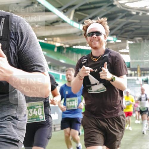 13.09.2026 - 21. swb-Marathon Bremen Michael Burmester http://msf.ph/oto/10429206 13.09.2026 13:26:55 Laufen im Stadion 186, 202, 357, 364, 390, 530, 597, 645, 833, 966, 1077, 1283, 1412, 1443, 1459, 1473, 1487, 1530, 1608, 1618, 1700, 1744, 1769, 1828, 1961, 2058, 2236, 2273, 2298, 2308, 2309, 2382, 2384, 2388, 2404, 2428, 2507, 2508, 2542, 2558, 2576, 2582, 2592, 2656, 2675, 2725, 2748, 2762, 2817, 2875, 2876, 2923, 2965, 2970, 3045, 3047, 3050, 3062, 3073, 3084, 3097, 3172, 3184, 3219, 3359, 3433, 3540, 3592, 3629, 3756, 3885, 3907, 3978 meine-sportfotos.de