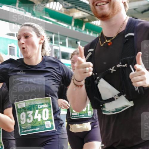 13.09.2026 - 21. swb-Marathon Bremen Michael Burmester http://msf.ph/oto/10429230 13.09.2026 13:26:56 Laufen im Stadion 186, 202, 357, 364, 390, 530, 597, 645, 833, 1077, 1283, 1412, 1443, 1459, 1473, 1487, 1530, 1608, 1618, 1700, 1744, 1769, 1828, 1961, 2058, 2236, 2273, 2298, 2308, 2309, 2382, 2384, 2388, 2404, 2428, 2507, 2508, 2542, 2558, 2576, 2582, 2592, 2656, 2675, 2725, 2748, 2762, 2817, 2875, 2876, 2923, 2965, 2970, 3045, 3047, 3050, 3062, 3073, 3084, 3097, 3172, 3184, 3219, 3359, 3433, 3540, 3592, 3629, 3756, 3885, 3907, 3978 meine-sportfotos.de