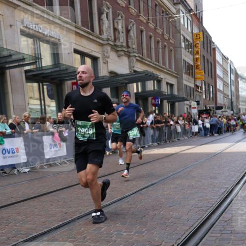 13.09.2026 - 21. swb-Marathon Bremen Strokosch-Dieckow http://msf.ph/oto/10429246 13.09.2026 13:08:56 Ziel 1034, 1241, 2287, 2291, 2909, 3197, 4384, 4895, 4898, 5111, 5383, 7262, 8120, 8759, 8830, 9789, 9866, 9904, 10044, 715, 1925, 3110, 3276, 3330, 4033, 4384, 5377, 5517, 5636, 5696, 6842, 6906, 7064, 7121, 8555, 9240, 9411, 9702, 9867, 9906, 9911 meine-sportfotos.de