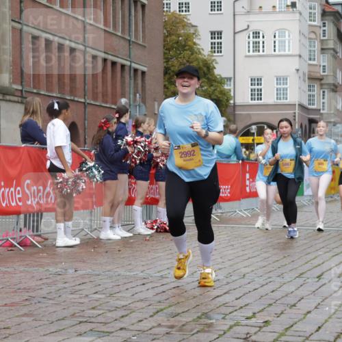 13.09.2026 - Kiel Lauf Yannick Fuchs http://msf.ph/oto/10429287 13.09.2026 11:10:13 Ziel 585, 1937, 3086, 3227, 4063, 5371, 9102, 9168, 9254, 10154, 12008, 12016, 12178, 12698, 508, 1074, 2337, 2992, 5843, 5867, 6908, 7111, 7683, 7826, 9665, 9967, 10352, 10423, 11013, 11208, 11428, 11429, 11884, 678, 2134, 2630, 3245, 6476, 9206, 9406, 10704, 11060, 11576, 5528, 7111, 10423 meine-sportfotos.de