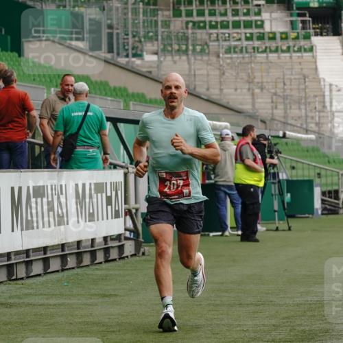 13.09.2026 - 21. swb-Marathon Bremen Michael Burmester http://msf.ph/oto/10429309 13.09.2026 12:03:57 Laufen im Stadion 207, 626, 1231 meine-sportfotos.de