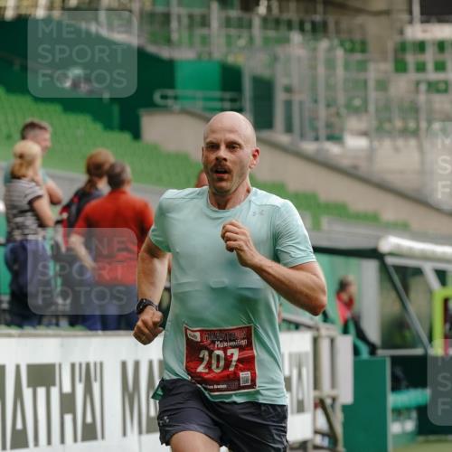13.09.2026 - 21. swb-Marathon Bremen Michael Burmester http://msf.ph/oto/10429326 13.09.2026 12:03:58 Laufen im Stadion 207, 626, 1231 meine-sportfotos.de