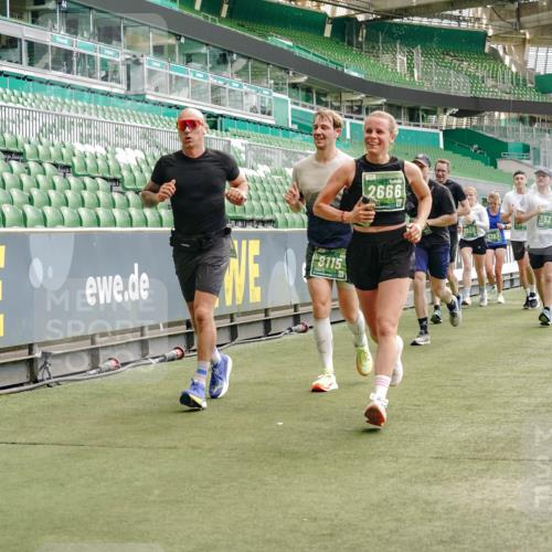 13.09.2026 - 21. swb-Marathon Bremen Michael Burmester http://msf.ph/oto/10429329 13.09.2026 13:03:16 Laufen im Stadion 150, 209, 210, 488, 596, 722, 725, 762, 881, 936, 940, 1014, 1163, 1250, 1343, 1458, 1460, 1479, 1611, 1649, 1653, 1771, 2223, 2276, 2292, 2345, 2364, 2378, 2421, 2434, 2513, 2625, 2666, 2668, 2779, 2851, 2900, 2934, 2977, 2987, 3013, 3044, 3114, 3135, 3163, 3164, 3187, 3248, 3258, 3294, 3334, 3360, 3392, 3402, 3454, 3460, 3496, 3510, 3527, 3576, 3579, 3585, 3597, 3603, 3618, 3721, 3846, 3852, 3859, 3893, 3938, 3970, 3983, 4000, 4077, 4133, 4506, 4558 meine-sportfotos.de