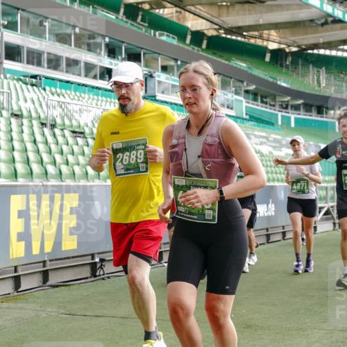 13.09.2026 - 21. swb-Marathon Bremen Michael Burmester http://msf.ph/oto/10429353 13.09.2026 13:27:02 Laufen im Stadion 186, 202, 357, 364, 390, 530, 597, 645, 726, 833, 888, 1077, 1283, 1412, 1443, 1473, 1487, 1530, 1608, 1618, 1700, 1744, 1769, 1828, 1961, 1984, 2236, 2273, 2298, 2309, 2382, 2384, 2388, 2404, 2428, 2507, 2508, 2542, 2558, 2576, 2582, 2592, 2656, 2675, 2725, 2748, 2817, 2875, 2876, 2923, 2965, 2970, 3045, 3047, 3050, 3062, 3073, 3084, 3097, 3172, 3184, 3219, 3359, 3433, 3540, 3592, 3629, 3756, 3885, 3907, 3978, 4457, 4660 meine-sportfotos.de