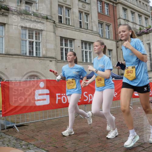 13.09.2026 - Kiel Lauf Yannick Fuchs http://msf.ph/oto/10429365 13.09.2026 11:10:21 Ziel 1937, 2630, 9102, 10704, 11060, 12178, 12698, 508, 585, 1074, 2337, 3086, 3227, 4063, 5371, 5843, 6908, 7826, 9168, 9254, 9665, 9967, 10154, 11013, 11428, 11429, 11884, 12008, 12016, 586, 678, 1334, 2134, 2175, 2176, 2177, 3245, 3716, 6476, 9206, 9406, 9916, 10090, 10101, 10550, 11576, 508, 1074, 2992, 5843, 5867, 7683, 7826, 10352, 10423, 11208 meine-sportfotos.de