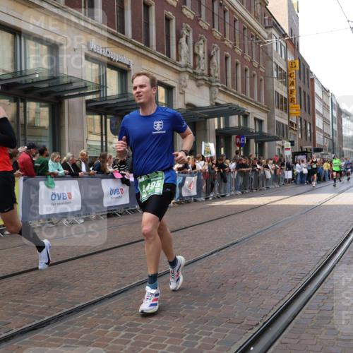 13.09.2026 - 21. swb-Marathon Bremen Strokosch-Dieckow http://msf.ph/oto/10429398 13.09.2026 13:09:08 Ziel 1034, 1241, 3197, 4473, 4895, 5111, 6652, 8759, 9789, 9866, 9904, 1925, 2287, 2291, 2909, 3330, 4384, 4898, 5383, 5517, 5636, 5696, 6906, 7262, 8120, 8830, 9867, 9906, 9911, 10044 meine-sportfotos.de