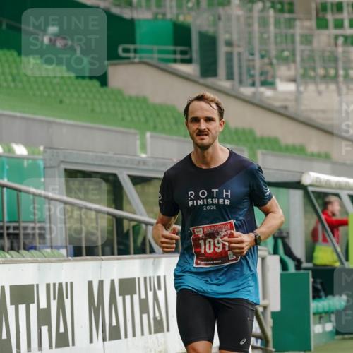 13.09.2026 - 21. swb-Marathon Bremen Michael Burmester http://msf.ph/oto/10429438 13.09.2026 12:06:21 Laufen im Stadion 176, 1091, 1681, 626 meine-sportfotos.de