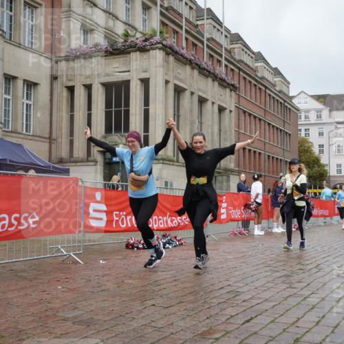 13.09.2026 - Kiel Lauf Yannick Fuchs http://msf.ph/oto/10429477 13.09.2026 11:10:32 Ziel 678, 1334, 2134, 2175, 2176, 2177, 3245, 3716, 6476, 9206, 9406, 9916, 10101, 10704, 11060, 11576, 585, 1937, 2337, 2630, 3086, 3227, 4063, 5371, 9102, 9168, 9254, 9665, 10154, 11013, 11884, 12008, 12016, 12178, 12698, 586, 1523, 6409, 6670, 8491, 10090, 10380, 10550, 11600, 2337, 6908, 9665, 9967, 11013, 11428, 11429 meine-sportfotos.de
