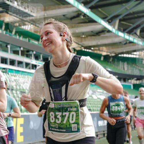 13.09.2026 - 21. swb-Marathon Bremen Michael Burmester http://msf.ph/oto/10429482 13.09.2026 13:27:06 Laufen im Stadion 186, 202, 357, 364, 390, 530, 597, 645, 726, 833, 888, 1077, 1283, 1412, 1473, 1487, 1530, 1608, 1618, 1700, 1744, 1769, 1828, 1961, 1984, 2236, 2273, 2298, 2309, 2382, 2384, 2388, 2404, 2428, 2507, 2508, 2542, 2558, 2576, 2582, 2592, 2656, 2675, 2725, 2748, 2817, 2875, 2876, 2923, 2965, 2970, 3045, 3047, 3050, 3062, 3073, 3084, 3097, 3172, 3184, 3219, 3359, 3433, 3540, 3592, 3629, 3756, 3885, 3907, 3978, 4457, 4660 meine-sportfotos.de
