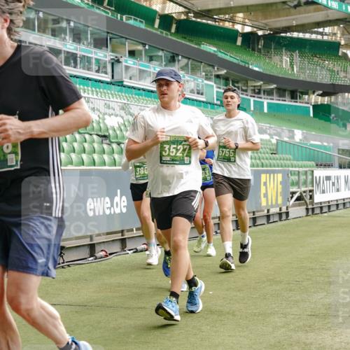 13.09.2026 - 21. swb-Marathon Bremen Michael Burmester http://msf.ph/oto/10429483 13.09.2026 13:03:20 Laufen im Stadion 150, 209, 210, 488, 596, 722, 725, 762, 881, 936, 940, 1014, 1163, 1250, 1343, 1458, 1460, 1479, 1611, 1649, 1653, 1771, 2223, 2276, 2292, 2345, 2364, 2378, 2421, 2434, 2513, 2625, 2666, 2668, 2779, 2851, 2891, 2900, 2934, 2977, 2987, 3013, 3044, 3114, 3135, 3163, 3164, 3187, 3248, 3258, 3294, 3334, 3360, 3392, 3402, 3454, 3460, 3496, 3510, 3527, 3576, 3579, 3585, 3597, 3603, 3618, 3721, 3846, 3852, 3859, 3893, 3938, 3970, 3983, 4000, 4077, 4133, 4506, 4558 meine-sportfotos.de