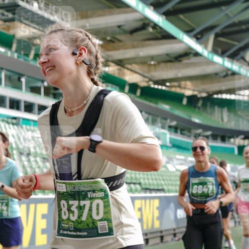 13.09.2026 - 21. swb-Marathon Bremen Michael Burmester http://msf.ph/oto/10429486 13.09.2026 13:27:07 Laufen im Stadion 186, 202, 357, 364, 390, 530, 597, 645, 726, 833, 888, 1077, 1283, 1412, 1473, 1487, 1530, 1608, 1618, 1700, 1744, 1769, 1828, 1961, 1984, 2236, 2273, 2298, 2309, 2382, 2384, 2388, 2404, 2428, 2502, 2507, 2508, 2542, 2558, 2576, 2582, 2592, 2656, 2675, 2725, 2748, 2817, 2875, 2876, 2923, 2965, 2970, 3045, 3047, 3050, 3062, 3073, 3084, 3097, 3172, 3184, 3219, 3359, 3433, 3540, 3592, 3629, 3756, 3885, 3907, 3978, 4457, 4660 meine-sportfotos.de