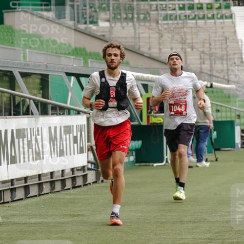 13.09.2026 - 21. swb-Marathon Bremen Michael Burmester http://msf.ph/oto/10429510 13.09.2026 12:10:18 Laufen im Stadion 692, 1046, 1651, 1671, 2054, 176, 1091, 1681 meine-sportfotos.de