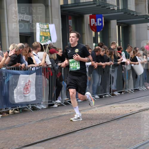 13.09.2026 - 21. swb-Marathon Bremen Strokosch-Dieckow http://msf.ph/oto/10429514 13.09.2026 13:09:21 Ziel 195, 567, 2750, 4473, 4782, 5111, 6652, 9241, 9277, 9804, 1034, 1241, 2287, 2291, 2909, 3197, 4384, 4895, 4898, 5111, 5383, 7262, 8120, 8759, 8830, 9789, 9866, 9904, 10044 meine-sportfotos.de
