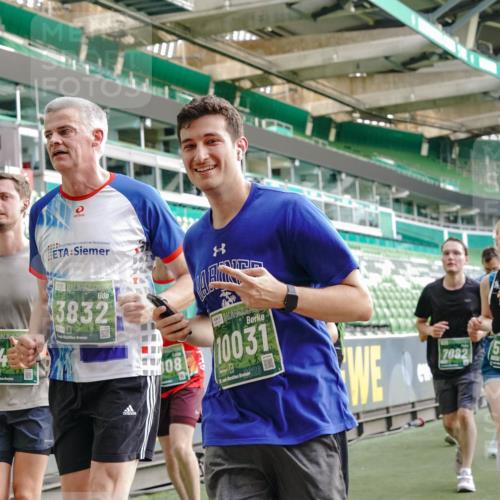 13.09.2026 - 21. swb-Marathon Bremen Michael Burmester http://msf.ph/oto/10429585 13.09.2026 13:27:11 Laufen im Stadion 186, 202, 357, 364, 390, 530, 597, 645, 726, 833, 888, 1077, 1283, 1412, 1473, 1487, 1530, 1608, 1618, 1700, 1744, 1769, 1828, 1958, 1961, 1984, 2236, 2273, 2309, 2382, 2384, 2388, 2404, 2428, 2502, 2507, 2508, 2542, 2558, 2576, 2582, 2592, 2656, 2675, 2725, 2748, 2817, 2875, 2876, 2923, 2965, 2970, 3045, 3047, 3050, 3062, 3073, 3084, 3097, 3172, 3184, 3219, 3359, 3433, 3540, 3592, 3629, 3756, 3885, 3907, 3978, 4457, 4660 meine-sportfotos.de