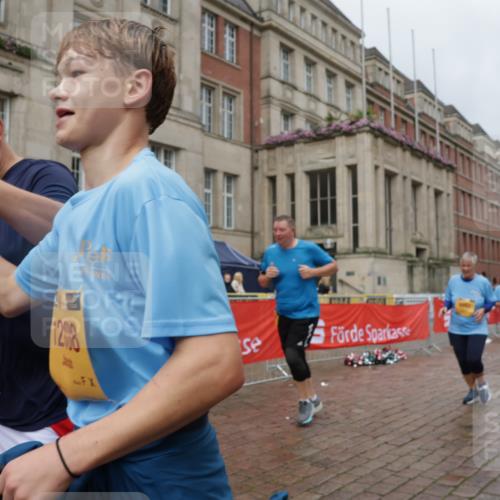 13.09.2026 - Kiel Lauf Yannick Fuchs http://msf.ph/oto/10429648 13.09.2026 11:10:45 Ziel 586, 1334, 2175, 2176, 2177, 3716, 6409, 6670, 8491, 9916, 10090, 10101, 10380, 10550, 11600, 678, 1937, 2134, 2630, 3086, 3245, 6476, 9102, 9206, 9406, 10704, 11060, 11576, 12008, 12016, 12178, 12698, 1523, 2512, 2628, 5920, 6756, 6852, 7930, 8468, 8826, 10661, 11644, 585, 1937, 3086, 3227, 4063, 5371, 9102, 9168, 9254, 10154, 12008, 12016 meine-sportfotos.de