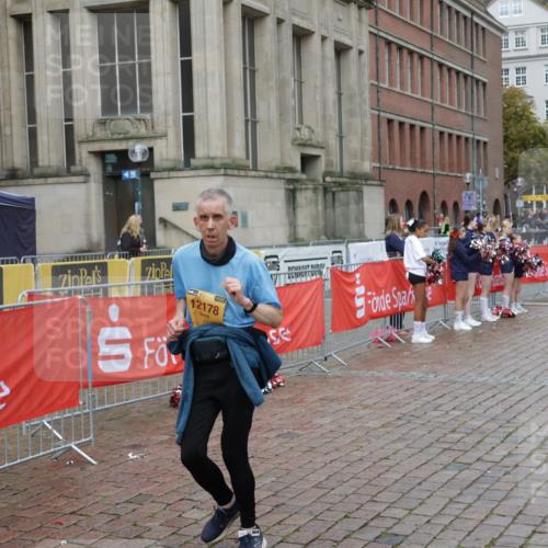 13.09.2026 - Kiel Lauf Yannick Fuchs http://msf.ph/oto/10429655 13.09.2026 11:10:49 Ziel 1523, 5920, 6409, 6670, 7930, 8491, 10090, 10380, 10550, 11600, 586, 678, 1334, 2134, 2175, 2176, 2177, 2630, 3245, 3716, 6476, 9206, 9406, 9916, 10101, 10704, 11060, 11576, 12178, 12698, 2512, 2628, 4019, 5341, 6756, 6852, 7473, 8468, 8826, 10661, 11644, 585, 1937, 3086, 5371, 9102, 9254, 12008, 12016, 12178, 12698 meine-sportfotos.de