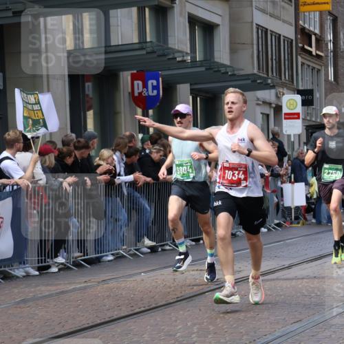 13.09.2026 - 21. swb-Marathon Bremen Strokosch-Dieckow http://msf.ph/oto/10429671 13.09.2026 13:09:34 Ziel 195, 538, 567, 623, 1723, 1975, 2020, 2750, 4781, 4782, 5627, 8835, 9241, 9277, 9804, 9817, 1034, 1241, 3197, 4473, 4895, 5111, 6652, 8759, 9789, 9866, 9904 meine-sportfotos.de