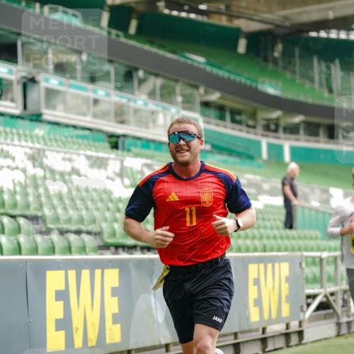 13.09.2026 - 21. swb-Marathon Bremen Michael Burmester http://msf.ph/oto/10429731 13.09.2026 10:20:57 Laufen im Stadion 10244, 10261, 10262, 10818, 10961, 10994, 11067, 11068, 11142, 11176, 11197, 11418, 11512, 11964, 12289, 12324, 12358, 12413, 12456, 12513, 12520, 12540, 13505, 13514, 13540, 13548, 13558, 13560, 13568, 13575, 13583, 13588, 13590, 13601, 13605, 13606, 13608, 13610, 13619, 13633, 13637, 10597, 12272, 12457, 12458, 13501, 13504, 13510, 13515, 13517, 13522, 13542, 13543, 13547, 13554, 13561, 13567, 13579, 13623, 13635 meine-sportfotos.de